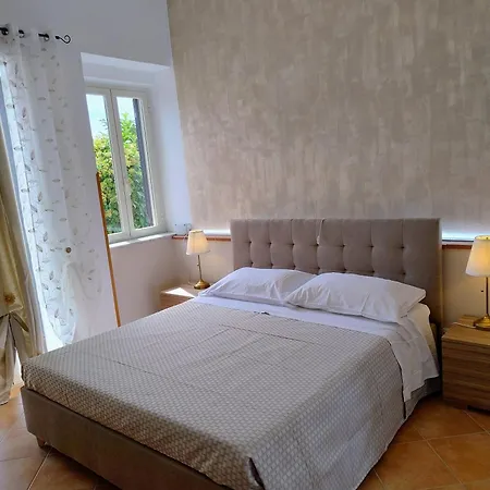 Apartment Al Vico 13 *
